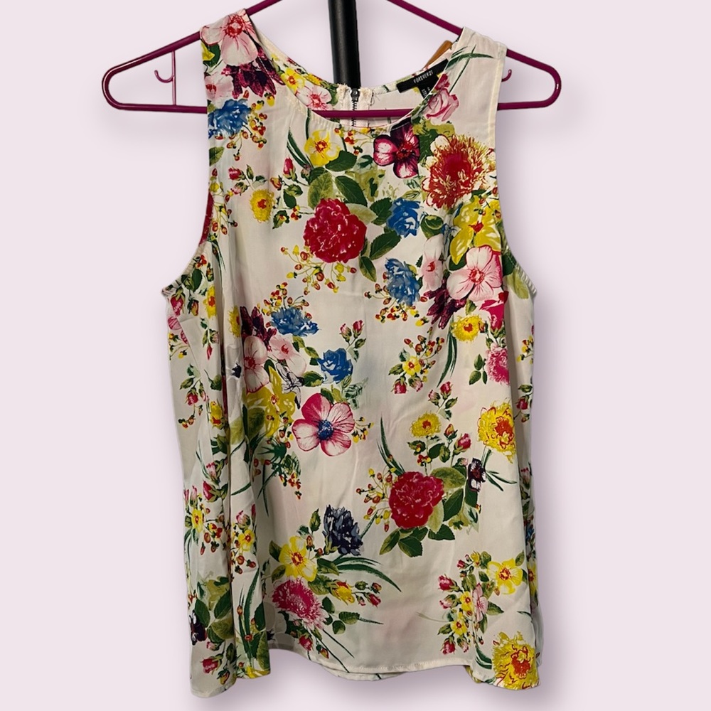 White Floral‎ Tank Top
